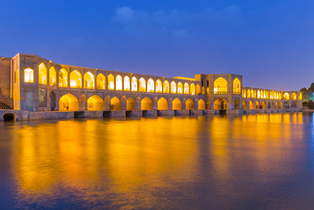 Isfahan Khaju Brücke bei Nacht