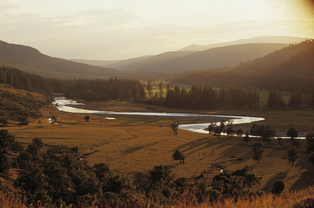 River Dee bei Mar Lodge