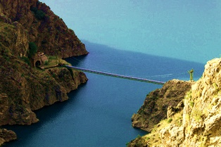 Usbekistan Wandern Brücke